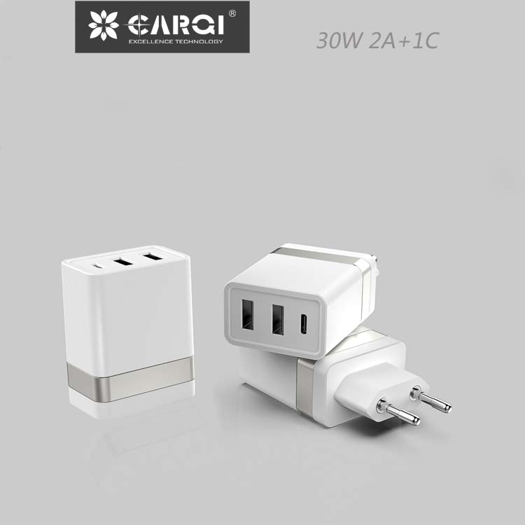 AC30L17 30W 3口旅行充電器